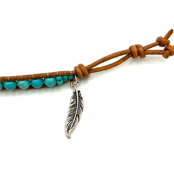 HAND CRAFTED Wrap Bracelet with Turquoise Howlite and Feather Charm - Picture 6 of 8